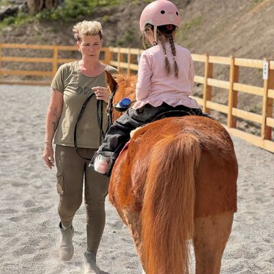 Ponyreiten für Kinder,