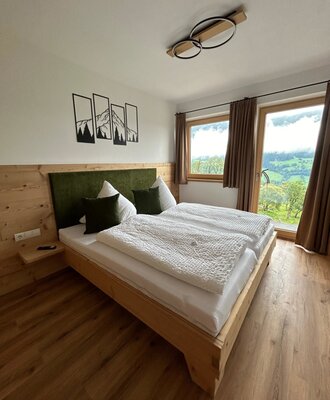 Zimmer mit Doppelbett