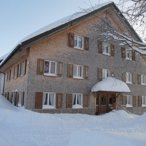 Haus im Winter