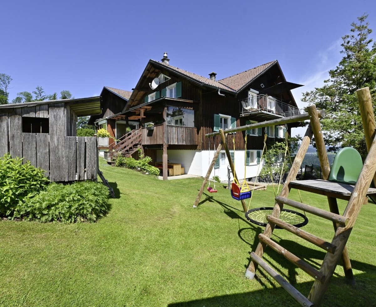 Familienbauernhof Bereuter. Ferienwohnung zu vermieten. Freie Zimmer in Alberschwende. Urlaub im Bregenzerwald.
