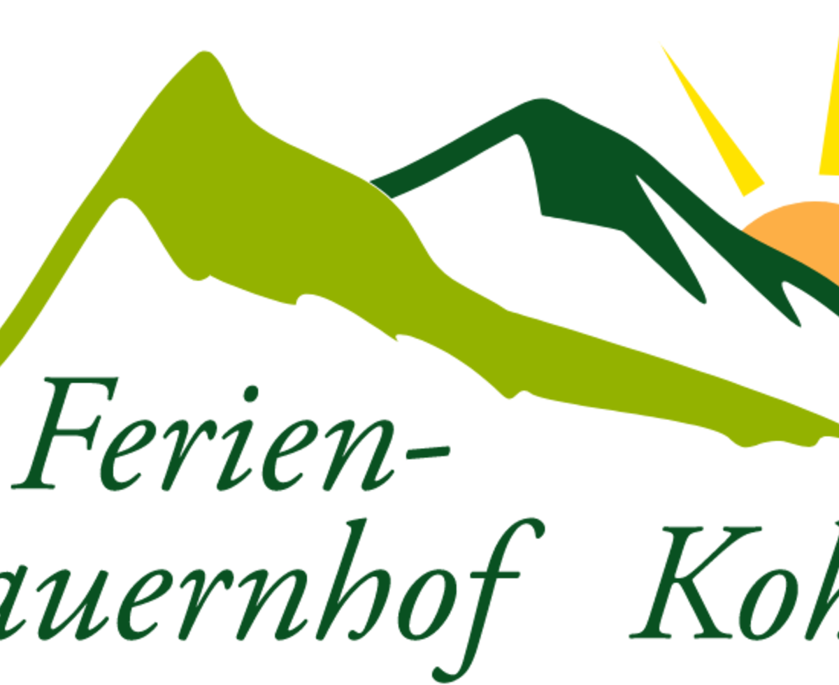 Das Logo des Ferien-Bauernhofs Kohler mit Bergen und einer Sonne.
