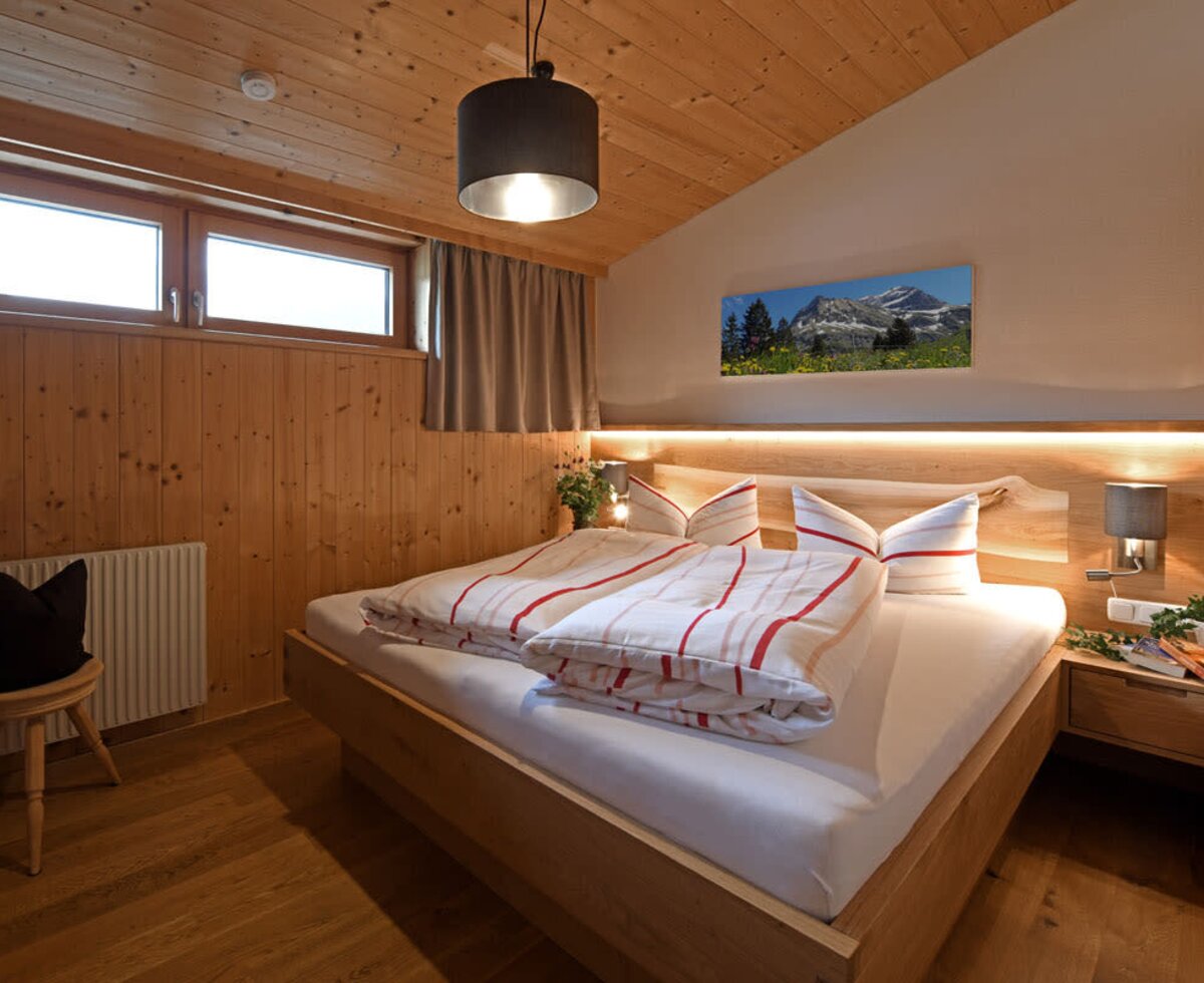Schlafzimmer Ferienwohnung Diedamskopf