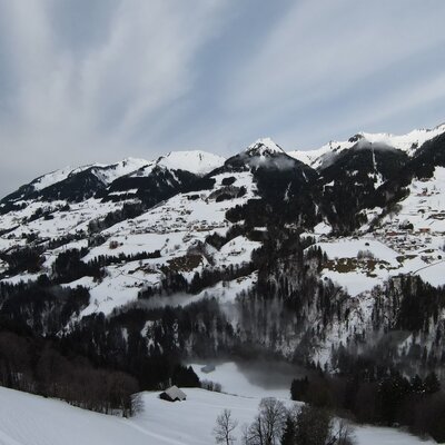 Knusperhüsle Bergpanorama Winter