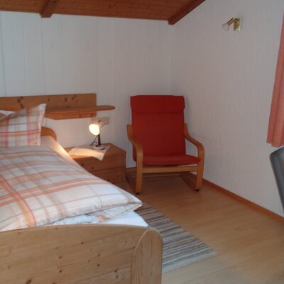 Sitzecke in der Ferienwohnung „Dreiländerblick“.